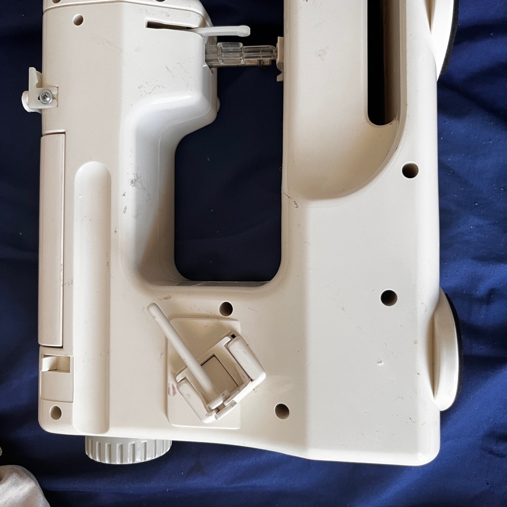 Compact White Sewing Machine - Picture 2 of 2